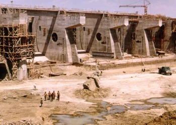 A kiskörei víztározó építése