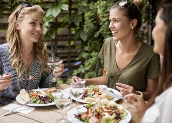 Vega éttermek a Tisza-tónál